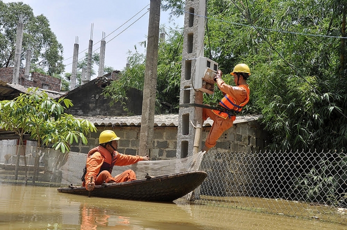 evn hanoi to chuc dien tap pctttkcn nam 2018