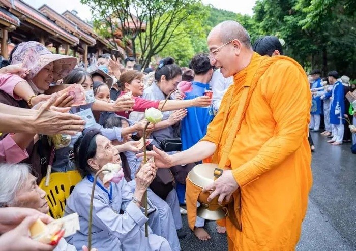 Quảng Ninh: TP Uông Bí thông tin về clip cúng dường tại chùa Ba Vàng
