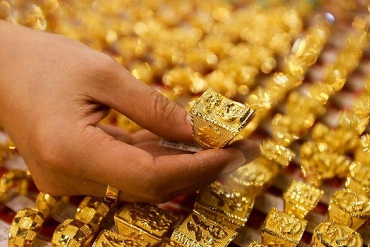 Giá vàng hôm nay 24/8: Vàng 9999 đứng ngưỡng giao dịch hơn 67 triệu đồng