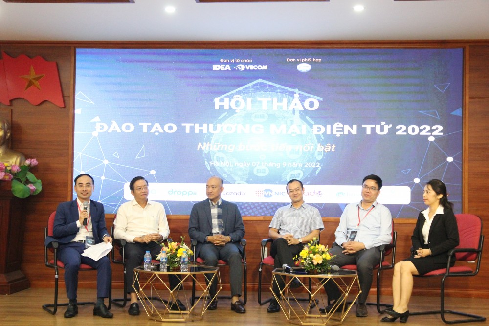 Hội thảo Đào tạo Thương mại điện tử năm 2022: Những bước tiến mới