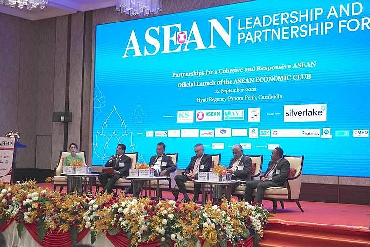 Ra mắt Câu lạc bộ Kinh tế ASEAN vì sự phục hồi toàn diện và bền vững