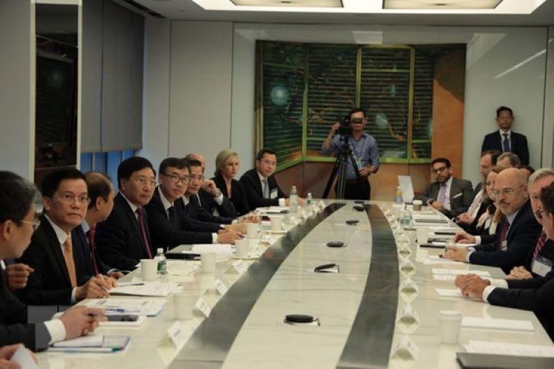 Phó Thủ tướng Thường trực Chính phủ Phạm Bình Minh Tọa đàm với Cộng đồng doanh nghiệp Hoa Kỳ
