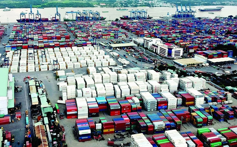 Công Thương qua góc nhìn báo chí ngày 27/9: Nâng cao năng lực logistics để tăng tốc xuất khẩu