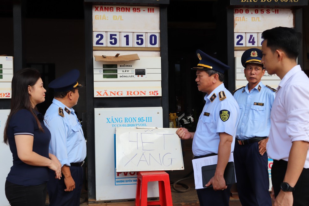 Đắk Lắk: Hơn 400 cơ sở kinh doanh xăng dầu ký cam kết không găm hàng