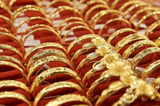 Giá vàng trong nước quay đầu giảm nhẹ