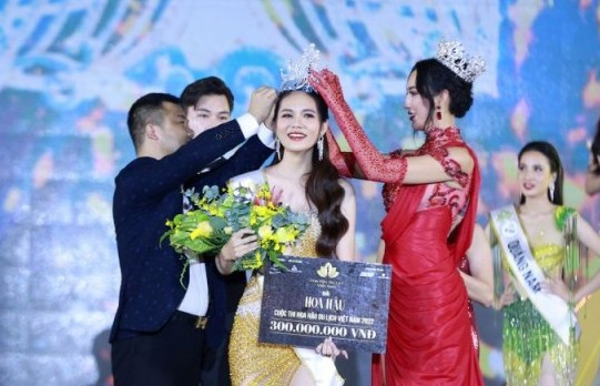 Người đẹp Thái Bình Lương Kỳ Duyên đăng quang Hoa hậu Du lịch Việt Nam 2022