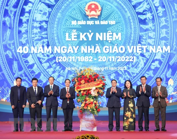 Thủ tướng: Nghề dạy học cao quý nhất, góp phần xây đất nước hùng cường | Giáo dục | Vietnam+ (VietnamPlus)