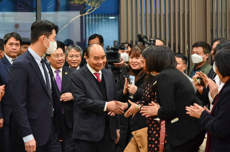 Chủ tịch nước Nguyễn Xuân Phúc gặp cộng đồng người Việt tại Hàn Quốc; các tổ chức hữu nghị, hợp tác Hàn-Việt