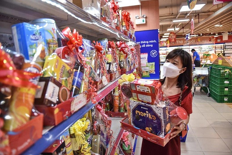 Người tiêu dùng “rục rịch” mua giỏ quà Tết sớm Người tiêu dùng “rục rịch” mua giỏ quà Tết sớm