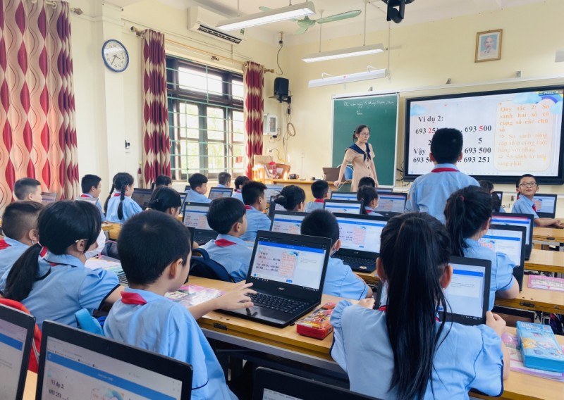 Tiỉnh Quảng Ninh cũng đang tích cực đẩy mạnh chuyển đổi số trong lĩnh vực giáo dục