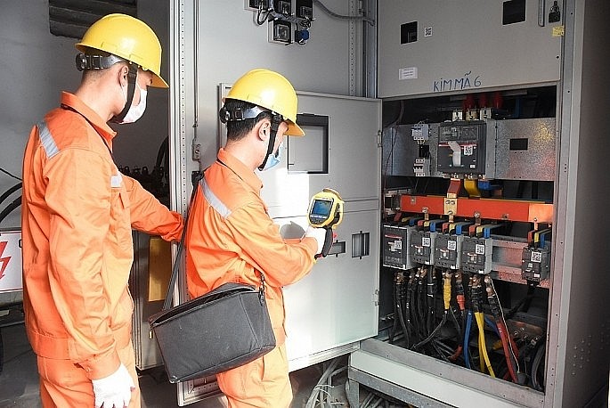 PGS.TS Đinh Trọng Thịnh: Có thể xem xét điều chỉnh giá điện ở mức phù hợp PGS.TS Đinh Trọng Thịnh: Có thể xem xét điều chỉnh giá điện ở mức phù hợp