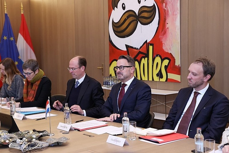Thủ tướng Luxembourg Xavier Bettel phát biểu