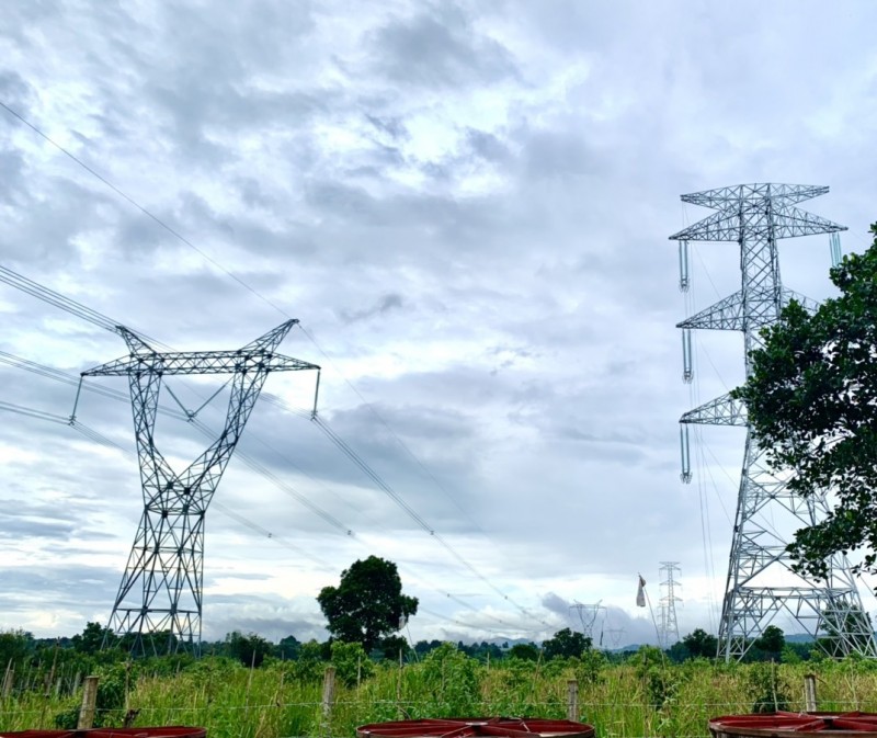 Đường dây 500kV mạch 3 đoạn Dốc Sỏi- Pleiku 2 đi qua địa bàn tỉnh Gia Lai Đường dây 500kV mạch 3 đoạn Dốc Sỏi- Pleiku 2 đi qua địa bàn tỉnh Gia Lai