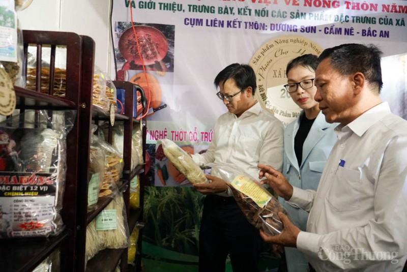 Đà Nẵng: Xúc tiến thương mại, mở rộng thị trường nông thôn qua các phiên chợ hàng Việt