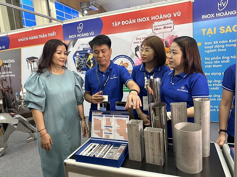 Khai mạc hội chợ sản phẩm công nghiệp, máy móc thiết bị và tự động hóa Hà Nội 2023 Khai mạc hội chợ sản phẩm công nghiệp, máy móc thiết bị và tự động hóa Hà Nội 2023