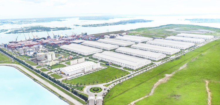 Dịch vụ kho hàng quy mô lớn tại miền Trung