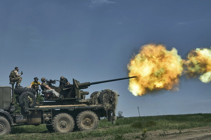 Chiến sự Nga-Ukraine ngày 6/6: Ukraine đã mất 350.000 binh sĩ; tiếp tục phản công mạnh ở Nam Donetsk