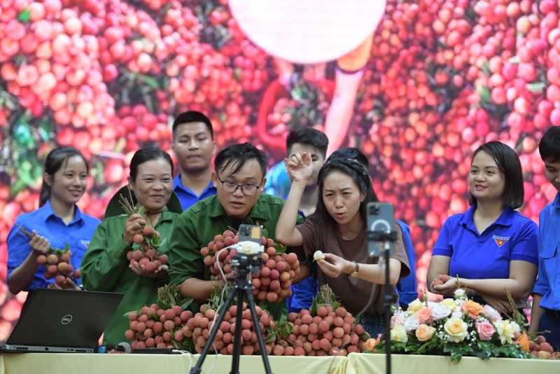 Bắc Giang: Triển khai nhiều chương trình tập huấn cho đồng bào dân tộc