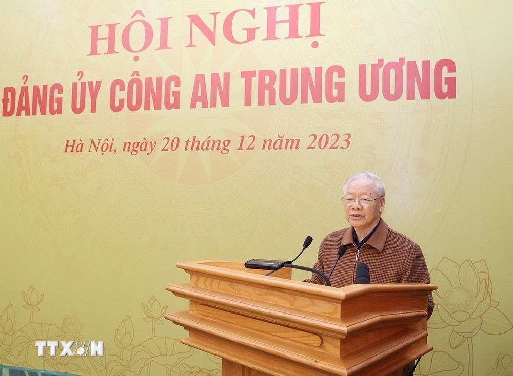 ttxvn_tong bi thu nguyen phu trong cong an quan doi (9).jpg