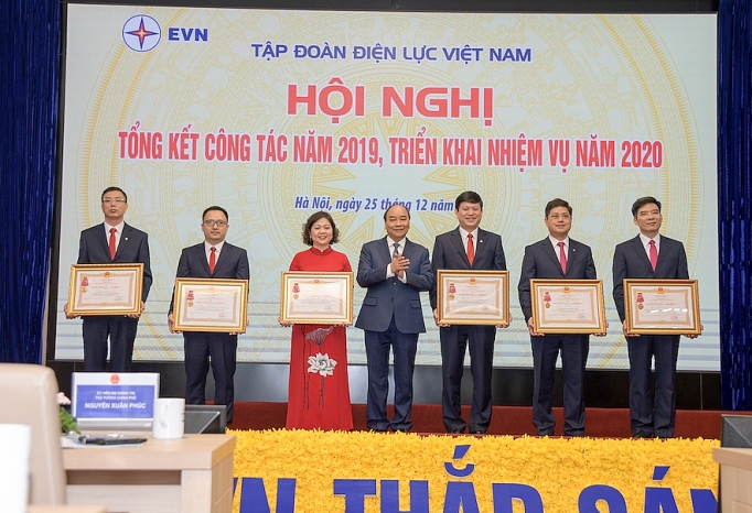 khong de thieu dien trong bat cu hoan canh nao