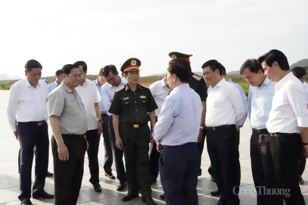 Thủ tướng Chính phủ: Nâng cấp sân bay Nà Sản tạo thuận lợi cho xuất khẩu