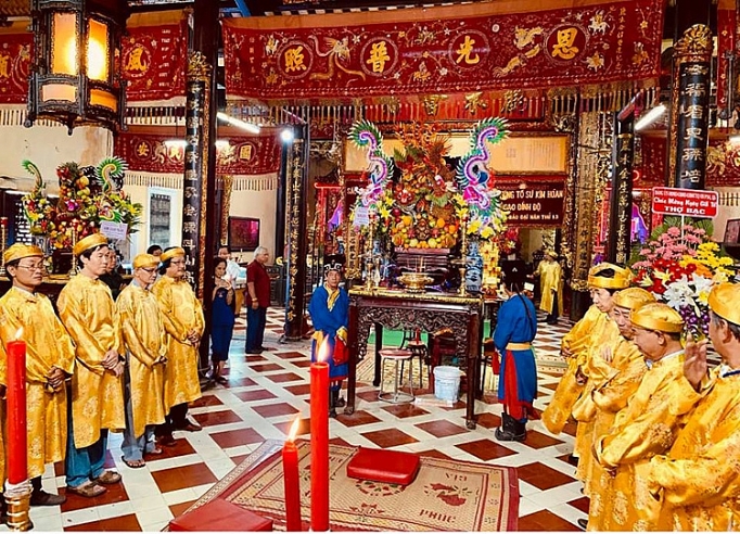 https://congthuong.vn/stores/news_dataimages/hainam/122019/20/18/in_article/4920_gio_to_nghe_kim_hoan_7_thang_2_hang_nam.jpg