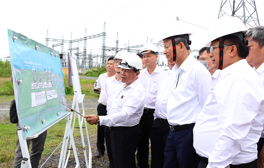 Tập đoàn Điện lực Việt Nam: Đẩy nhanh tiến độ các công trình điện