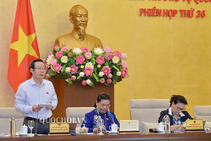 uy ban chung khoan nha nuoc theo mo hinh nao cung phai dam dam tinh doc lap