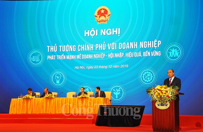 chinh phu dong hanh cung doanh nghiep vi mot viet nam hung cuong