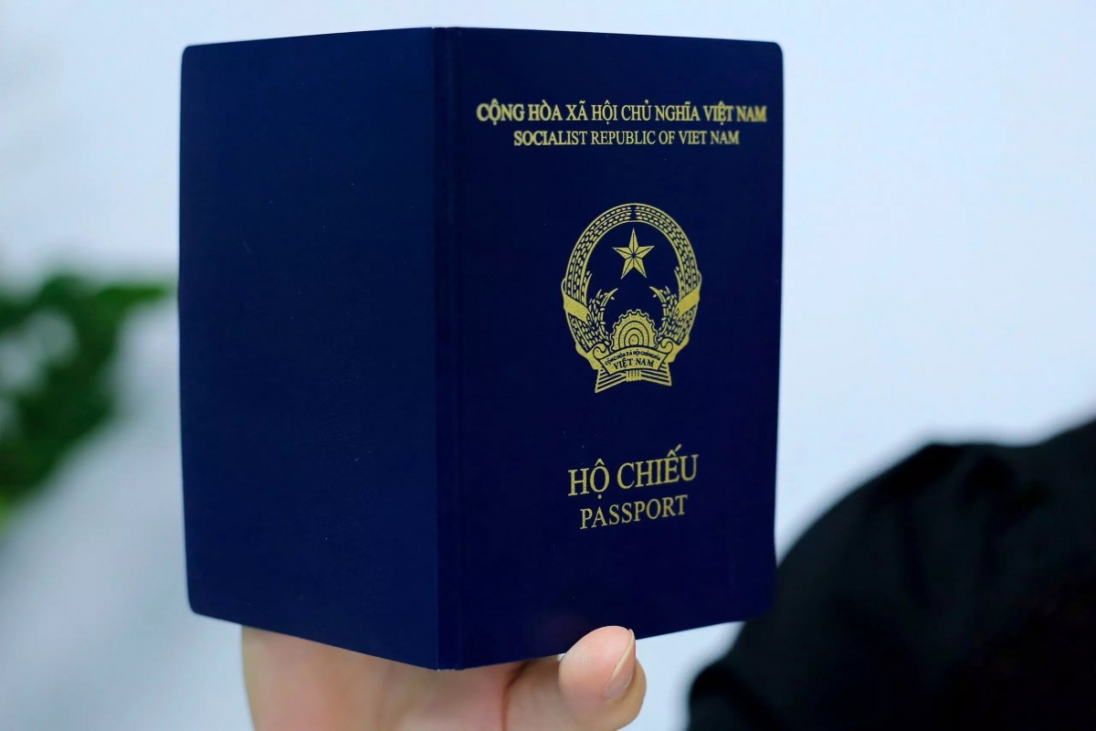 Tây Ban Nha tạm dừng cấp visa cho hộ chiếu mẫu mới của Việt Nam