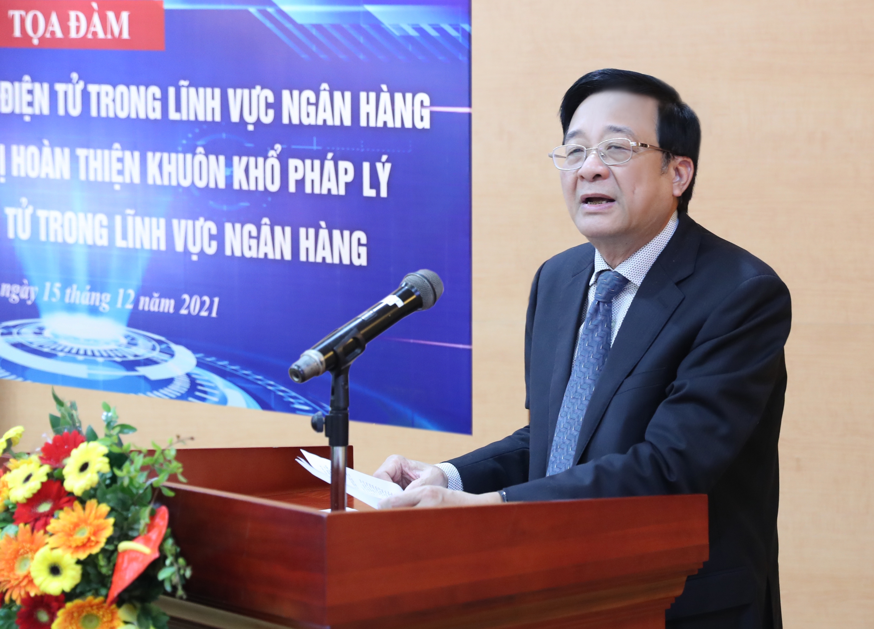 Hoàn thiện hành lang pháp lý, mở đường cho ngân hàng số