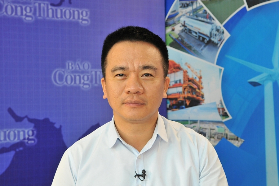 vấn ông Trần Viết Nguyên – Phó trưởng ban kinh doanh EVN