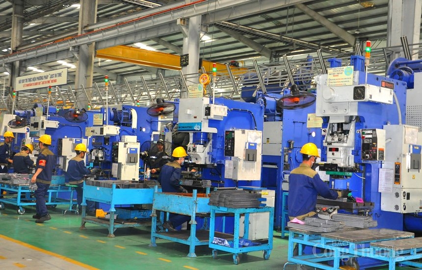 ếu đà kiểm soát dịch bệnh theo chiều hướng khả quan, các biện pháp hỗ trợ, khôi phục nền kinh tế được triển khai đồng bộ, khả năng sản xuất công nghiệp trong 2 tháng cuối năm sẽ có sự tăng trưởng cao hơn... ếu đà kiểm soát dịch bệnh theo chiều hướng khả quan, các biện pháp hỗ trợ, khôi phục nền kinh tế được triển khai đồng bộ, khả năng sản xuất công nghiệp trong 2 tháng cuối năm sẽ có sự tăng trưởng cao hơn...