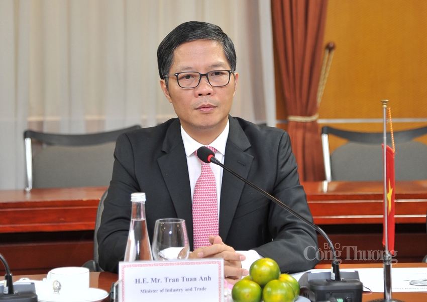 Việt Nam và Anh thúc đẩy hiệp định thương mại song phương