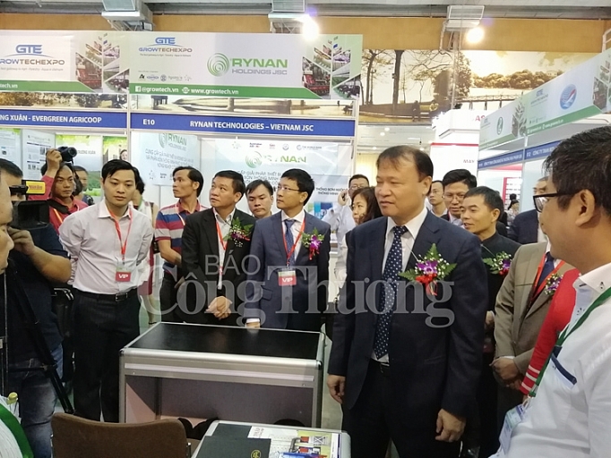 vietnam growtech 2018 san giao dich thiet bi cong nghe nong nghiep lon nhat tai viet nam