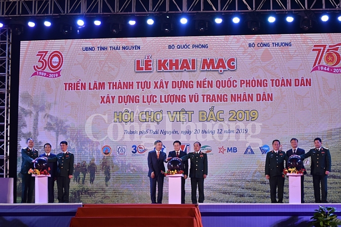 trien lam hoi cho viet bac 2019 lan toa thong diep nen quoc phong vi hoa binh