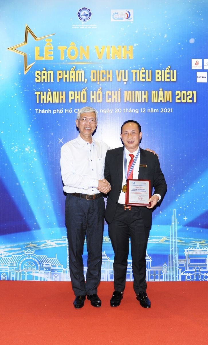 Vina CHG được tôn vinh “Sản phẩm, dịch vụ tiêu biểu TP. Hồ Chí Minh”