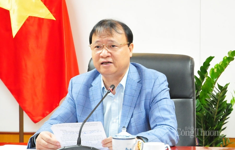 "Bộ Công Thương sẵn sàng hỗ trợ kết nối cung cầu nhằm tiêu thụ hàng hóa cho TP. Hồ Chí Minh và các tỉnh thành"