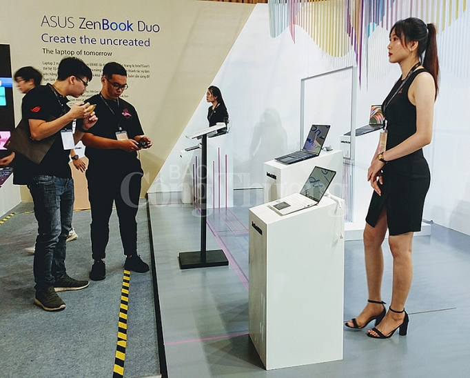 asus expo 2019 sieu trien lam cong nghe lon nhat trong nam cua asus