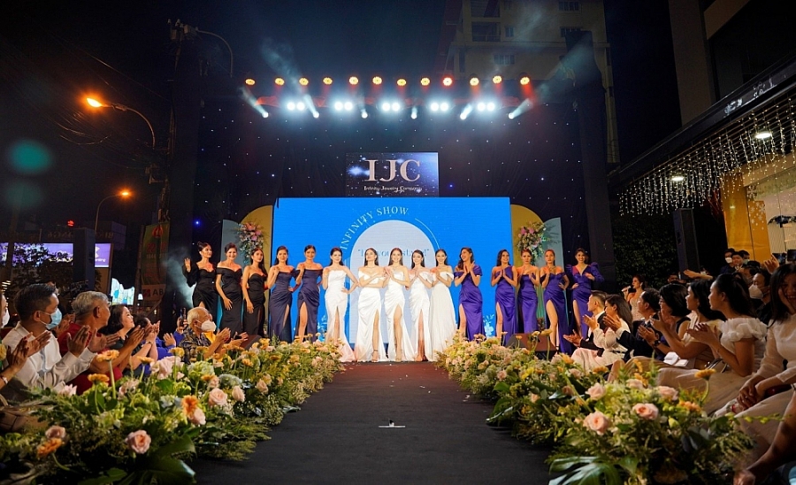 IJC khai trương 15 cửa hàng - Top 4 thương hiệu vàng và trang sức lớn nhất Việt Nam