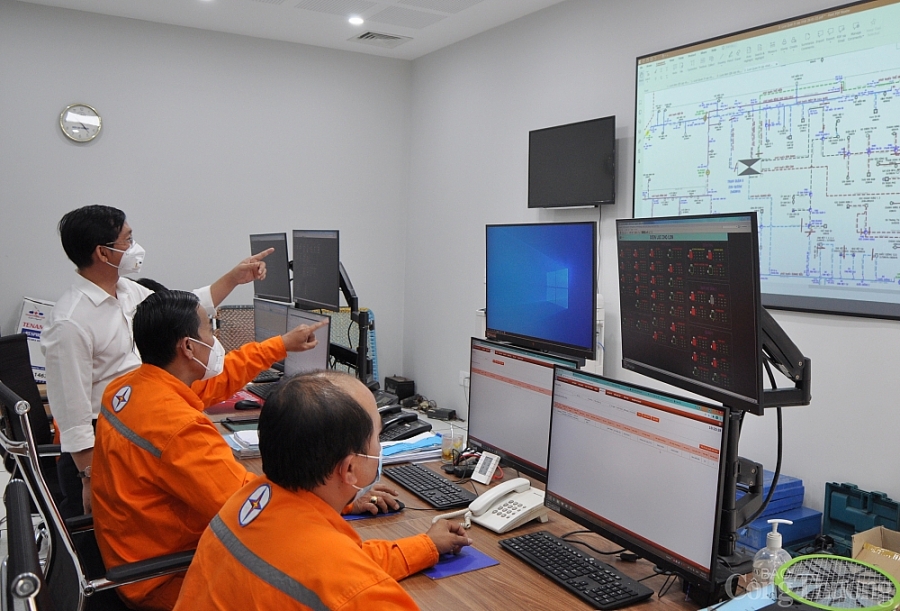 Ngành điện TP. Hồ Chí Minh giải quyết nhanh chóng yêu cầu của khách hàng ngay đầu năm mới
