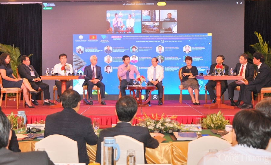 Ưu tiên phát triển nguồn nhân lực ngành công nghiệp vật liệu: Cần cơ chế, chính sách đặc thù