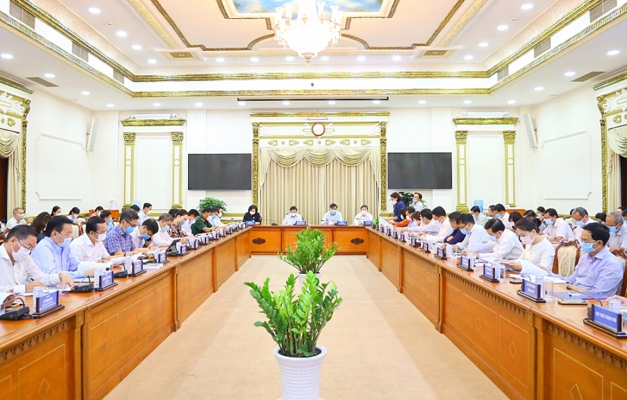 TP. Hồ Chí Minh: 4 ngành công nghiệp trọng điểm tăng trưởng gần 12%