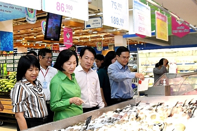 tp ho chi minh dam bao nguon cung va chat luong hang tet