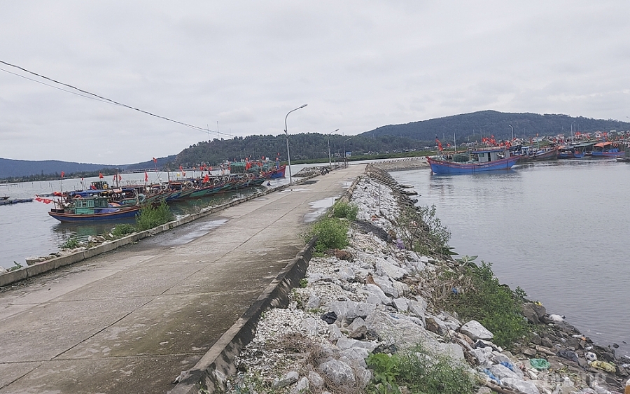 Nghệ An: Bất cập ở cảng biển quốc tế Cửa Lò