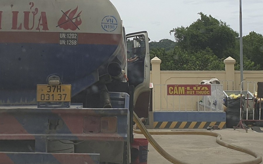 Quản lý thị trường Nghệ An xử phạt 50 triệu đồng doanh nghiệp mua dầu diesel ngoài hệ thống