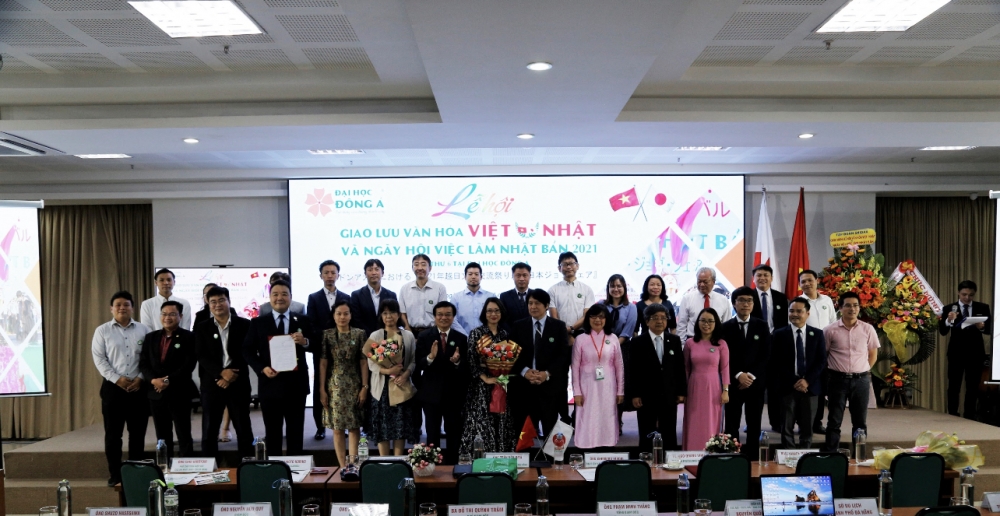 Giao lưu văn hóa Việt – Nhật và Ngày hội việc làm Nhật Bản tại Đại học Đông Á