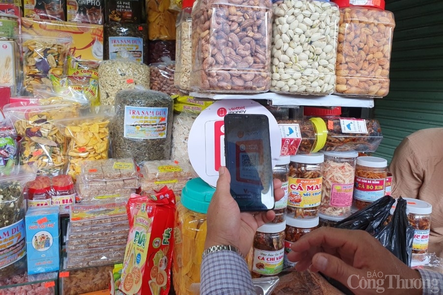 Chuyển đổi số ở chợ truyền thống miền Trung - Tây Nguyên