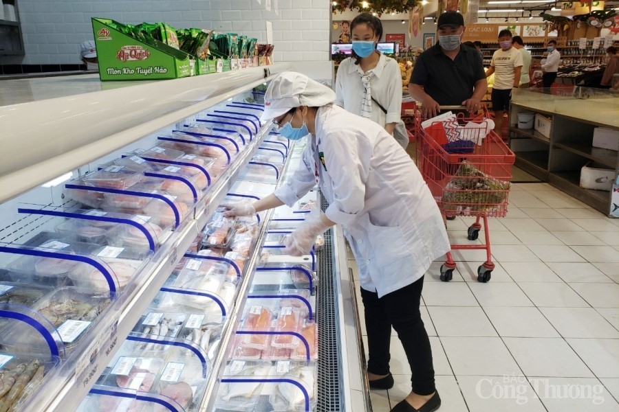 Đà Nẵng: Siêu thị tăng mạnh hàng thực phẩm tươi sống, tiểu thương các chợ nghiêm túc thực hiện giãn cách