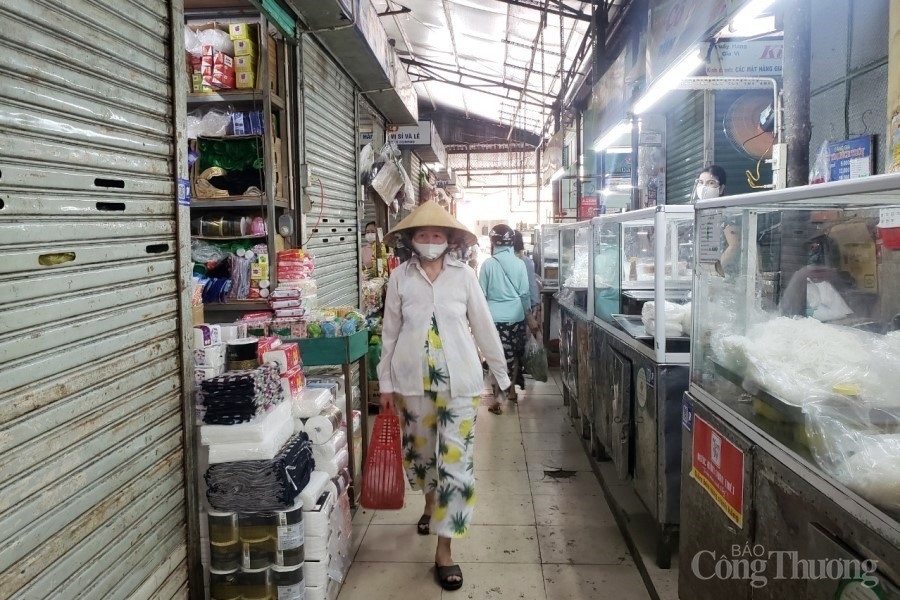 Đà Nẵng: Siêu thị tăng mạnh hàng thực phẩm tươi sống, tiểu thương các chợ nghiêm túc thực hiện giãn cách